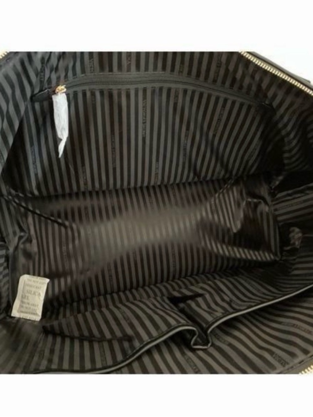 SOLD OUT ONLINE! NWT VICTORIA'S SECRET Weekender Bag - Picture 3 of 9